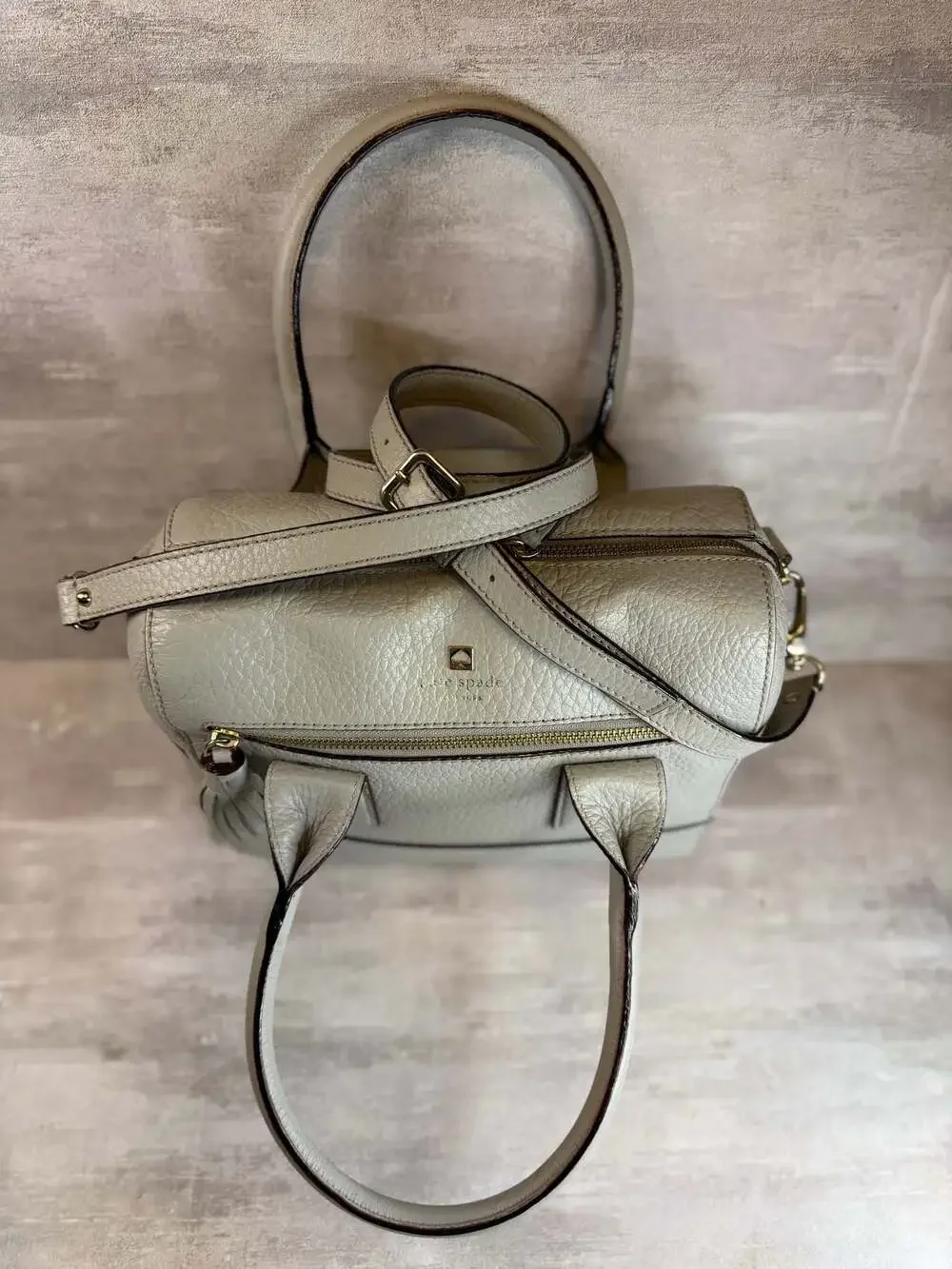 kate spade gray pebbled